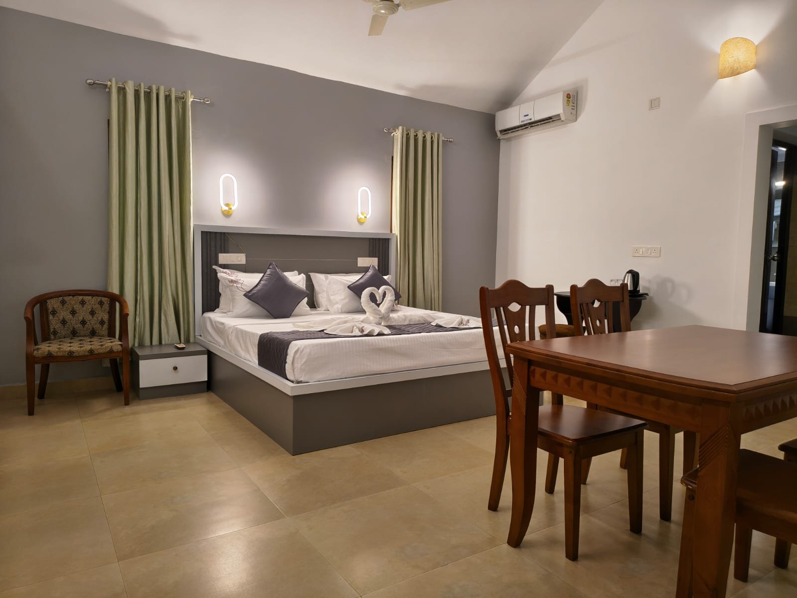 Zeebull Cottage Room