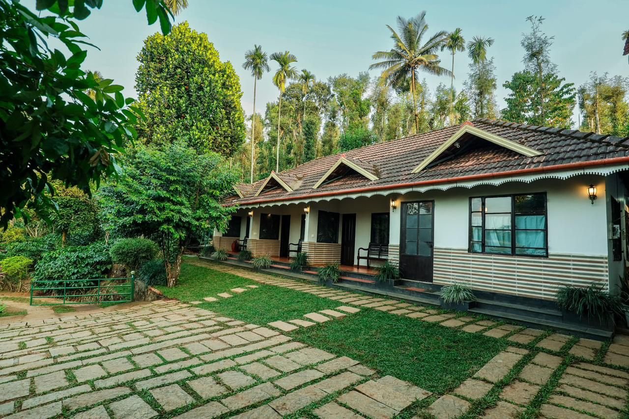 Hill Rows Estate & Homestay