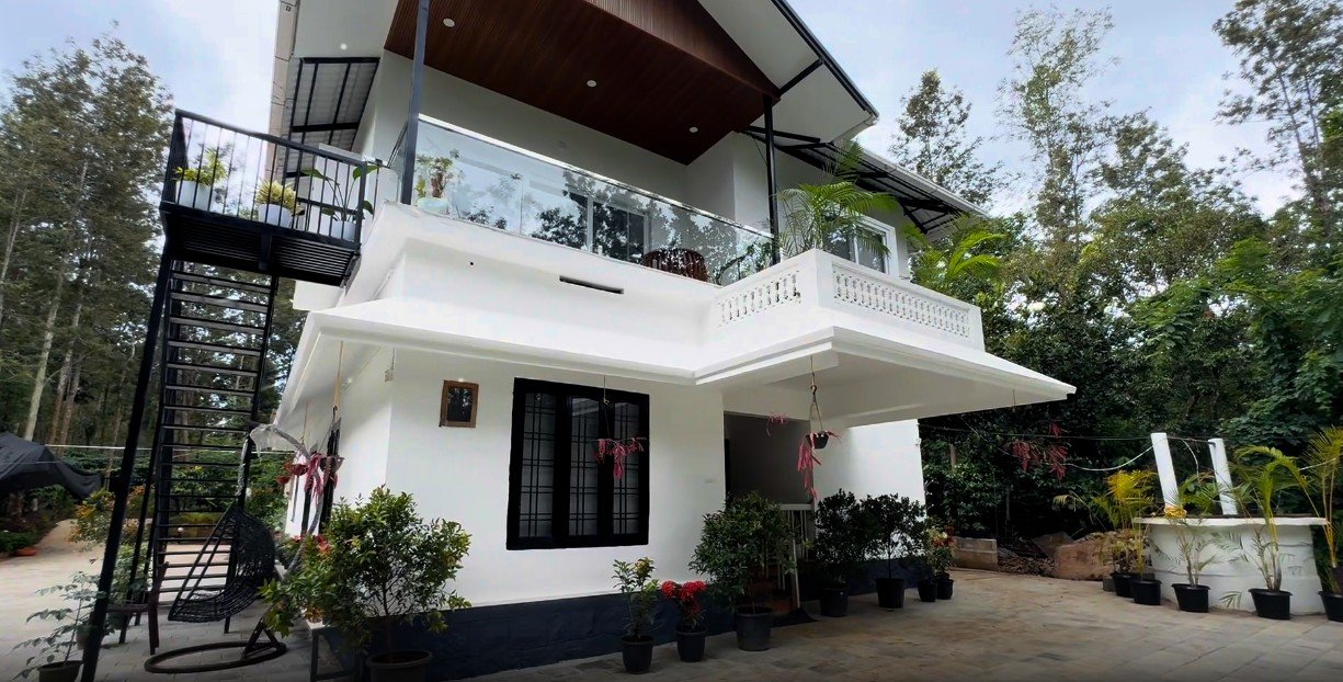 Thanal Tholpetty Coffee Estate