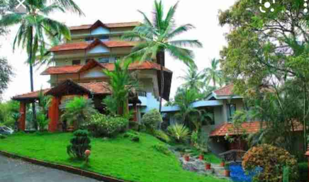 GREEN GATES HOTEL & RESORT 