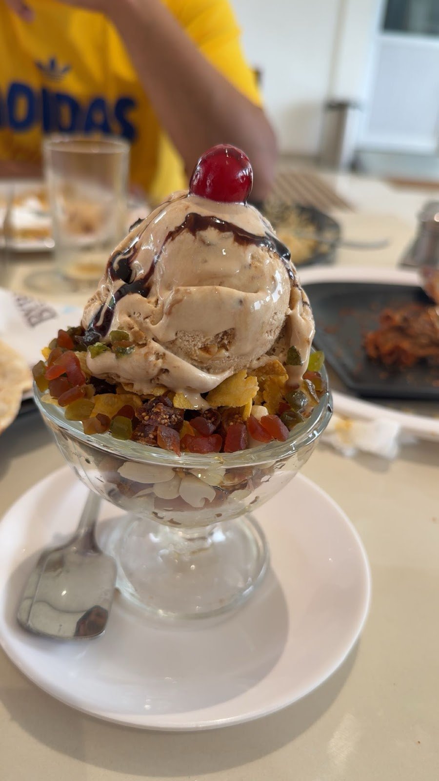 FOODIES RESTAURANT