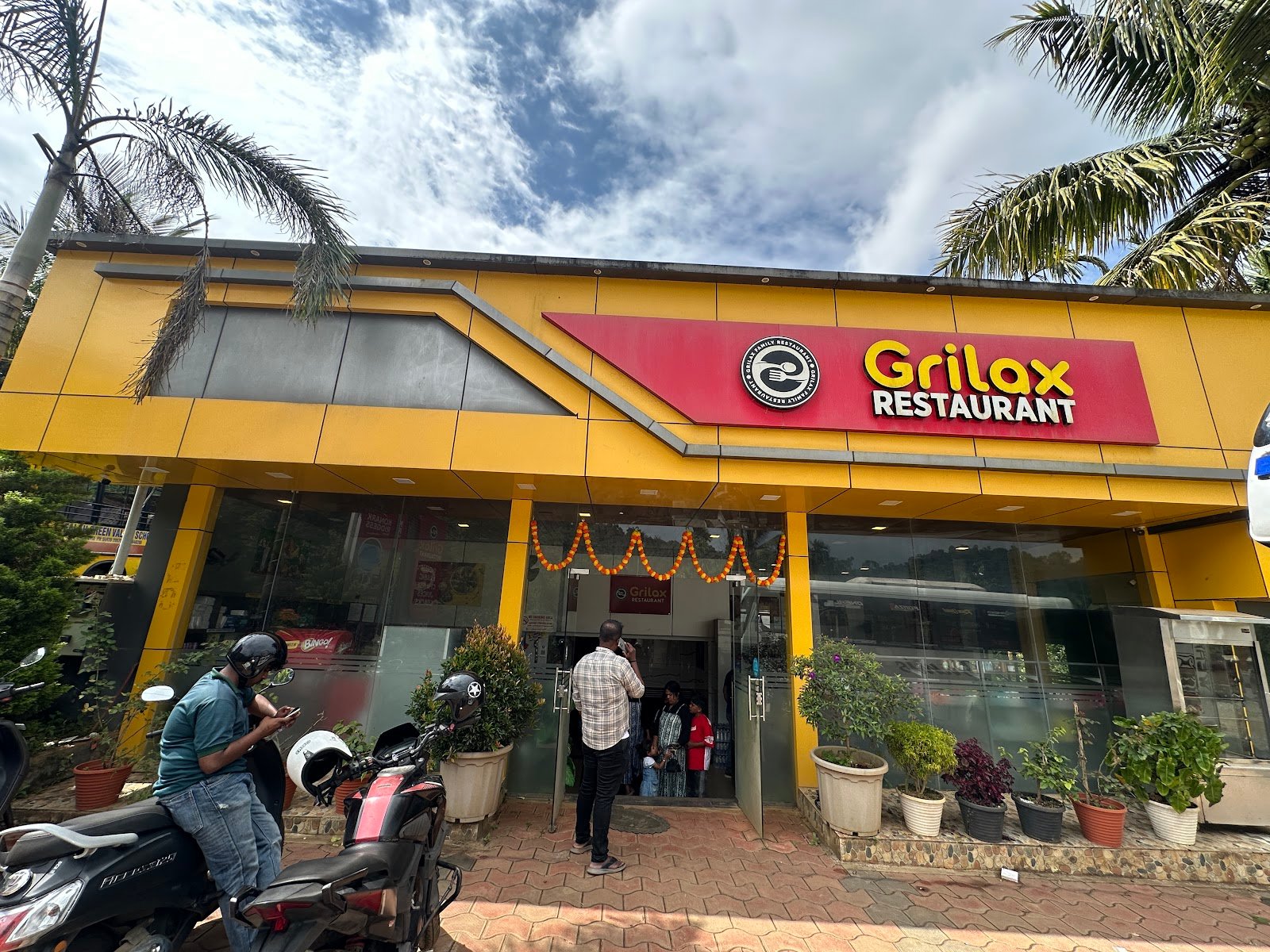 Grilax Restaurant