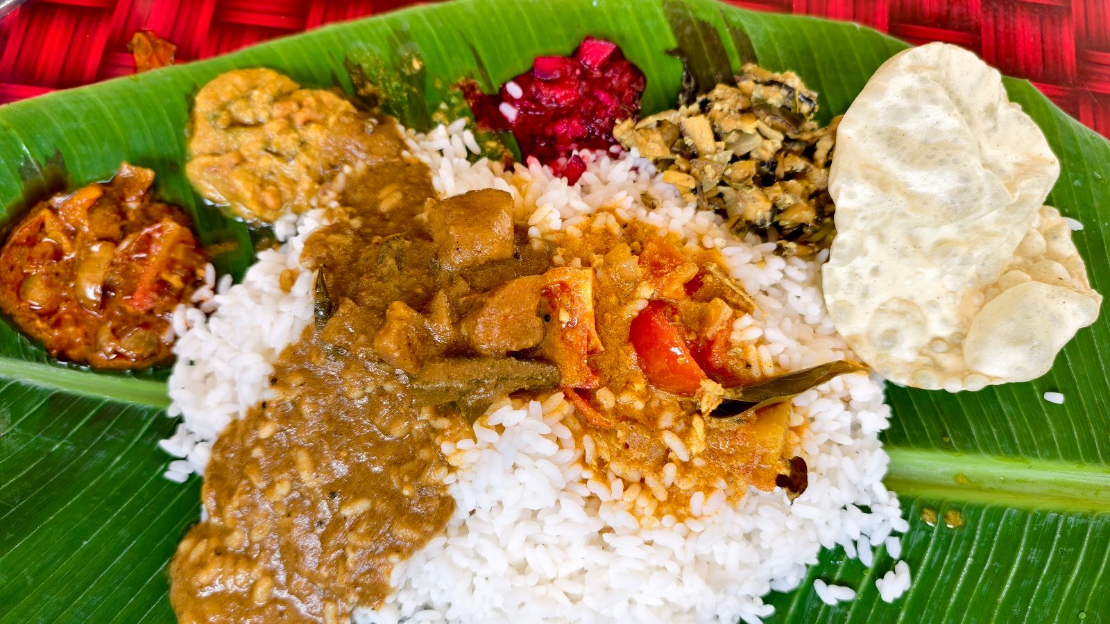 Thripthi Nadan Bhakshanam